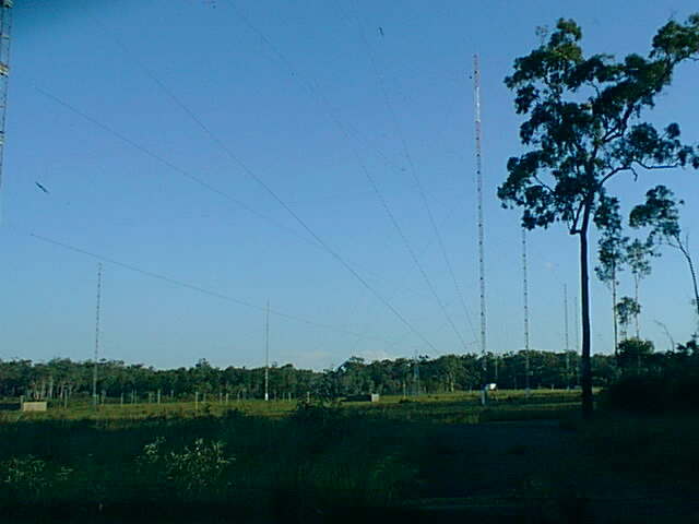 Quad-Nest Antenna array